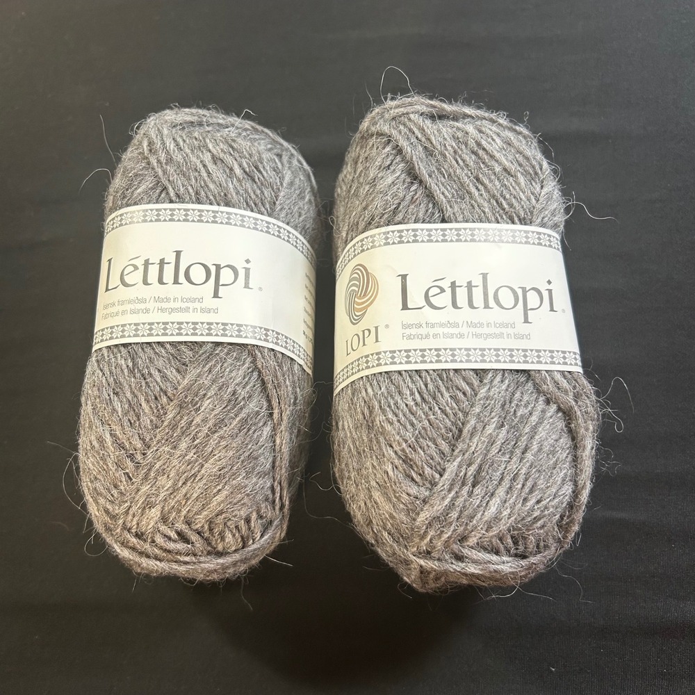 Lot 7955 of 2 LOPI Lettlopi Icelandic Wool Varigated Gray (0057) 50 g Skeins